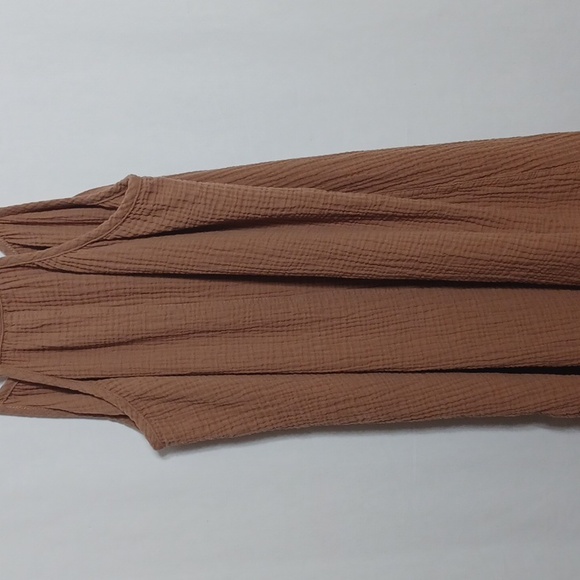 Stars Above Women's Tan Camisole Top - Picture 3 of 3